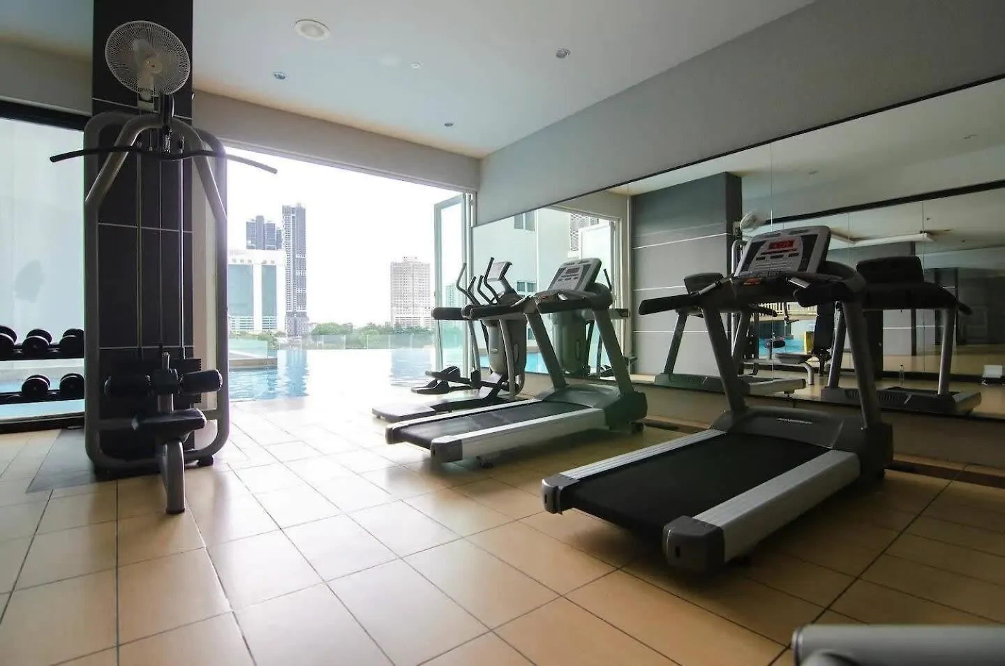 ג'והור בהרו A Chic 3Br Ksl Desplanade Residence Free Parking דירה