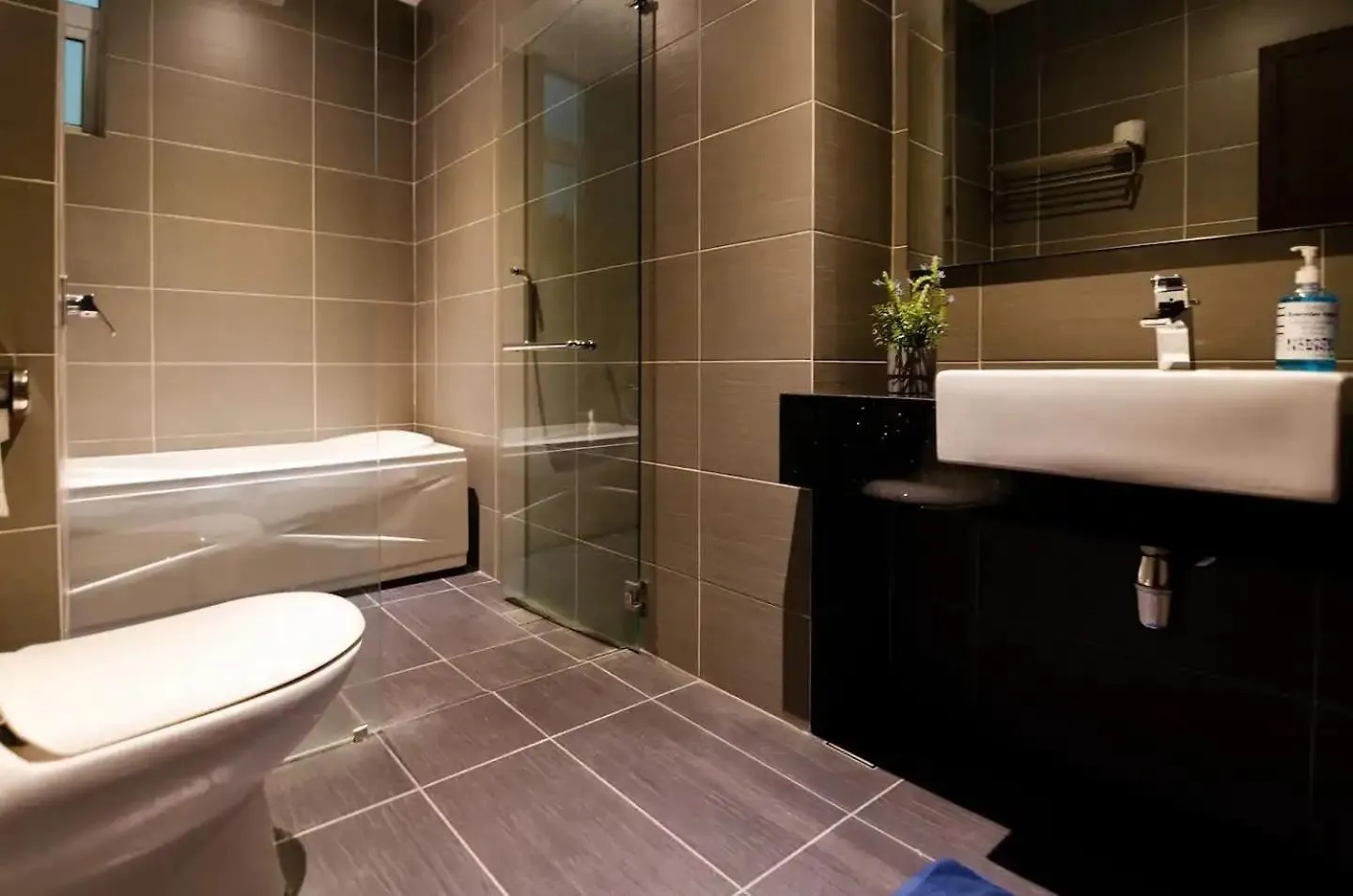 דירה ג'והור בהרו A Chic 3Br Ksl Desplanade Residence Free Parking מלזיה