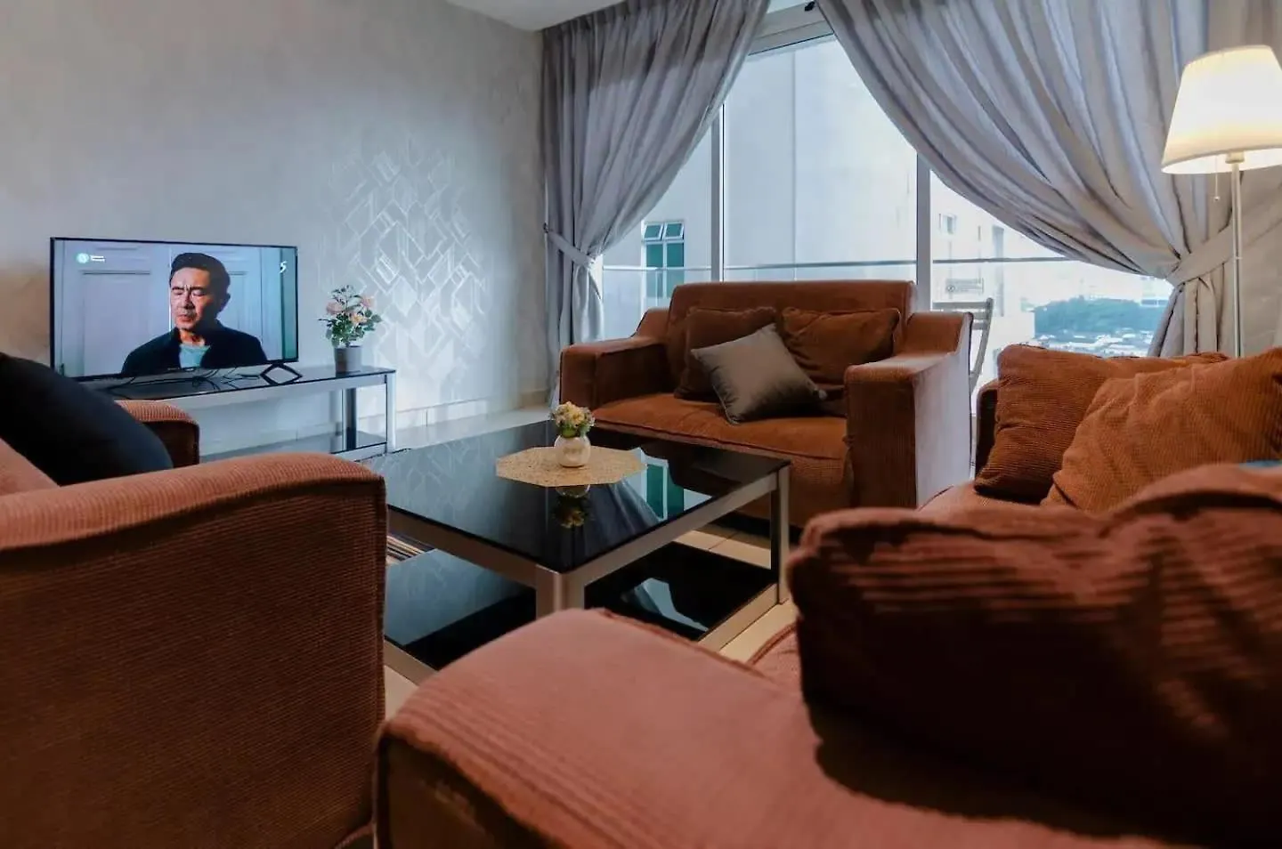 A Chic 3Br Ksl Desplanade Residence Free Parking Johor Bahru Apartment
